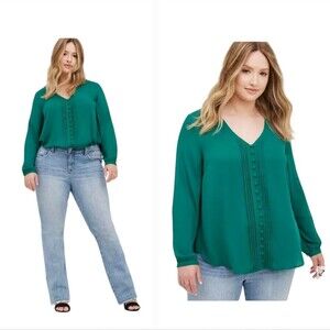 TORRID Teal Green Button Front Blouse Size 2 Long Sleeve Pintuck Top